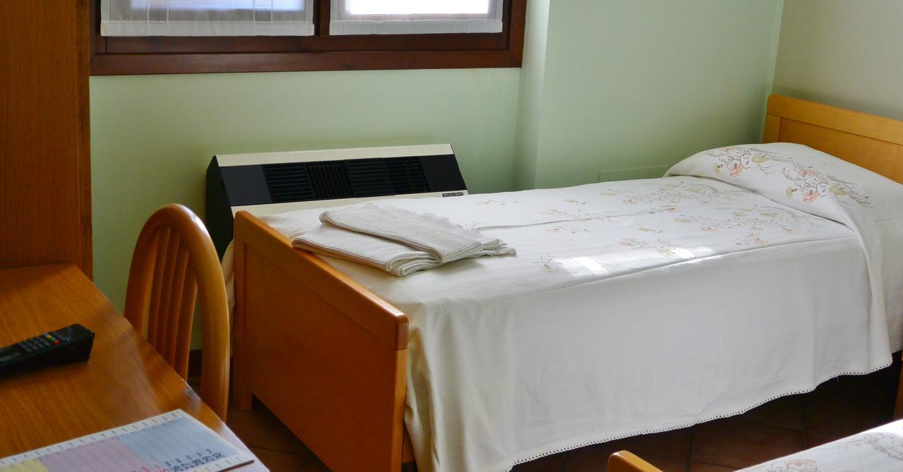 Albergo Escondido Soresina Buitenkant foto